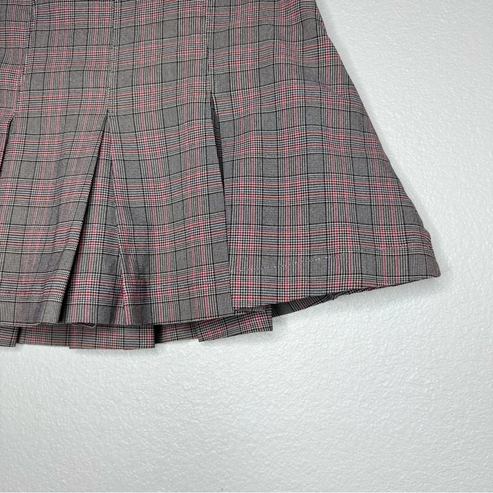 Wild Fable Plaid Skort - Gray and Red Small